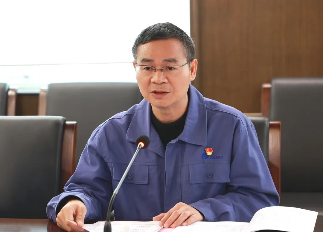 BSport体育官网集团召开第六届董事会第十一次会议  周健君.jpg