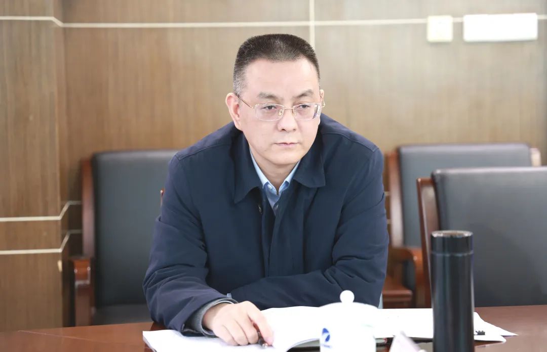 BSport体育官网集团召开第六届董事会第十一次会议 彭坚中.jpg