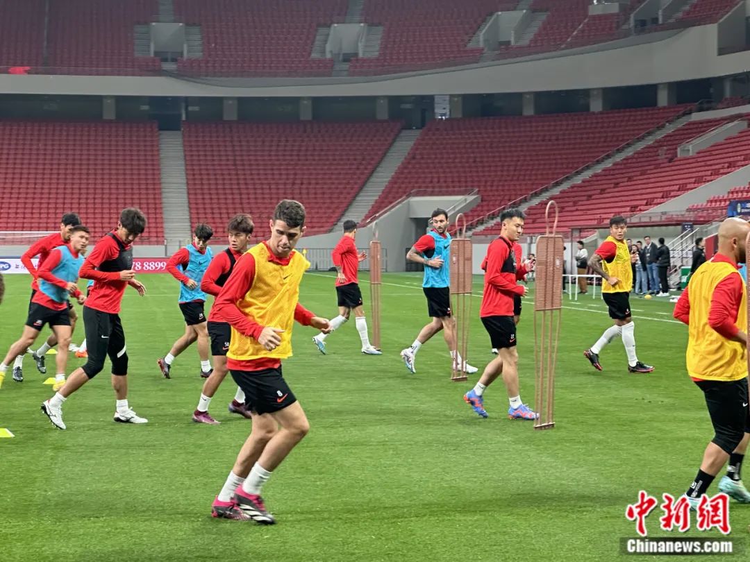 上海德比1-1战平，新球场为中超焦点大战添彩