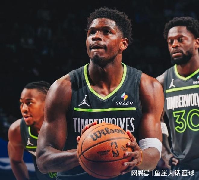 湖人惨败东契奇重伤报销 尼克斯狂胜公牛40分