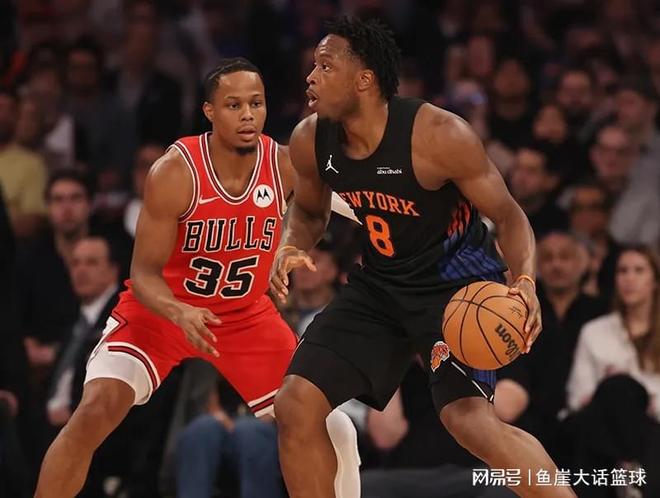 湖人惨败东契奇重伤报销 尼克斯狂胜公牛40分