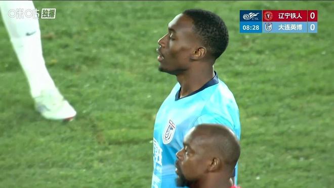 大连英博世界波绝杀辽宁铁人 五连胜稳居积分榜